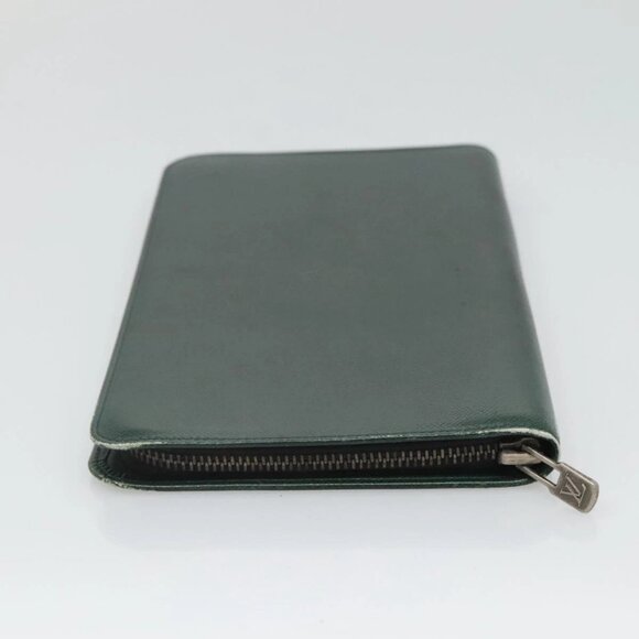 LOUIS VUITTON Taiga Wallet Epicea LV Auth - Picture 6 of 16
